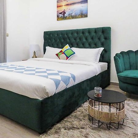 Oyo 860 Studio Apartment, Maya Tower 4, Jumeirah Village Triangle Dubai Luaran gambar
