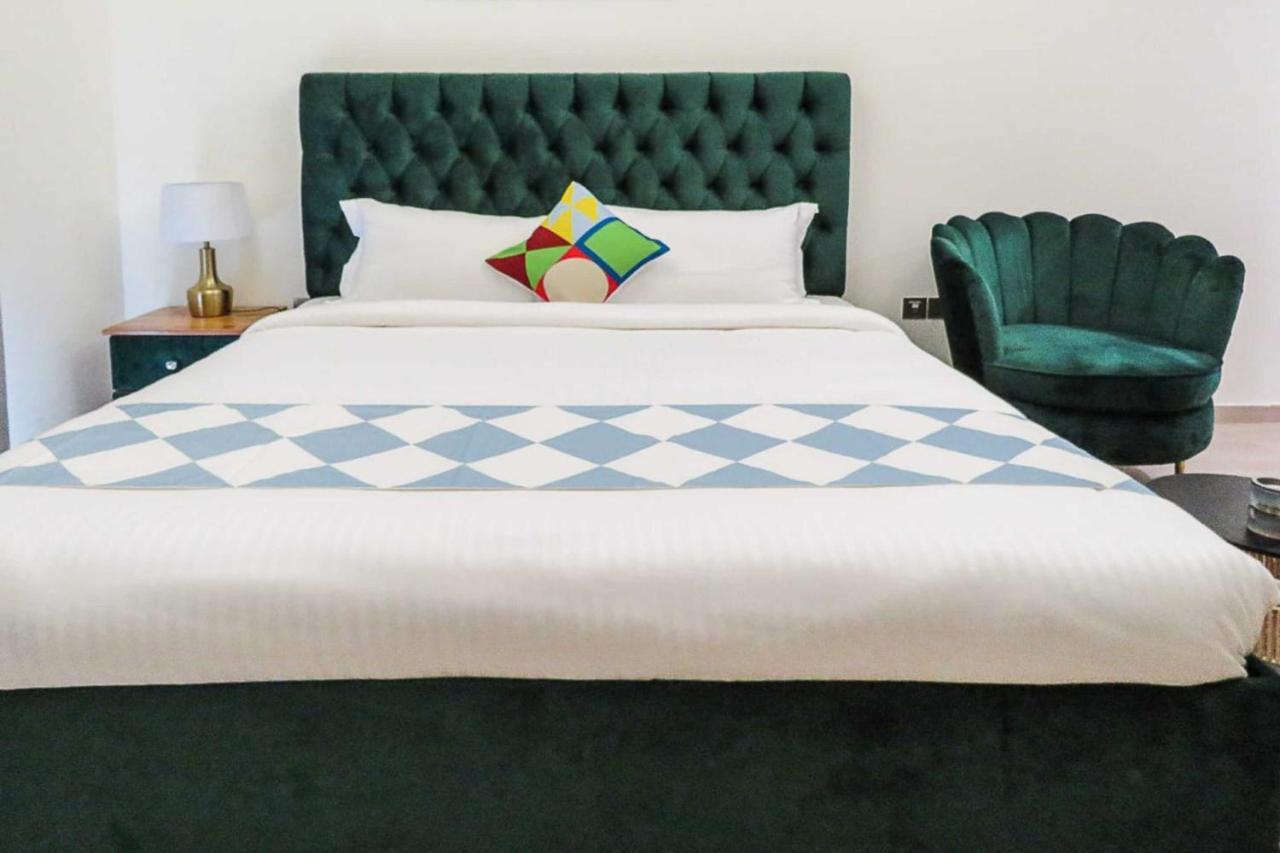 Oyo 860 Studio Apartment, Maya Tower 4, Jumeirah Village Triangle Dubai Luaran gambar
